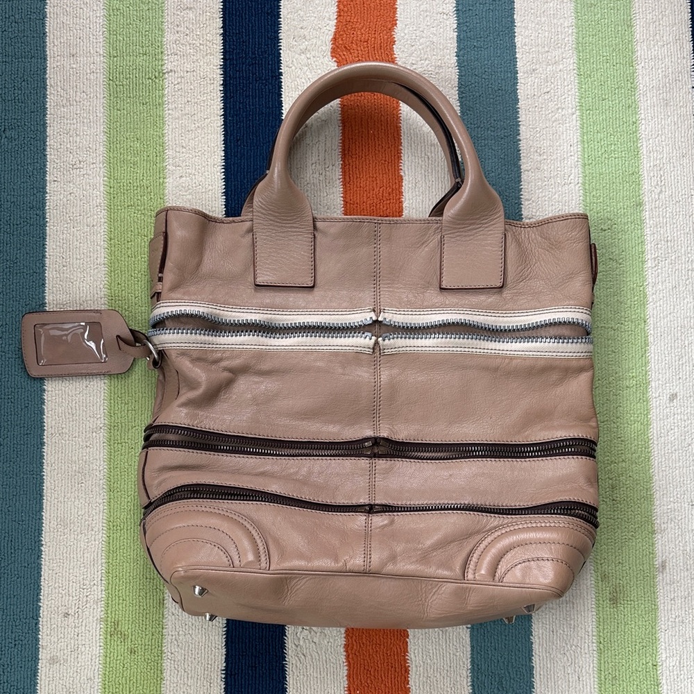 Chloe Zipper Happy Purse